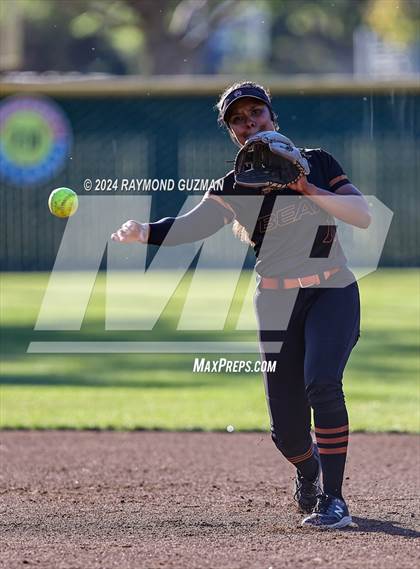 Thumbnail 3 in Selma vs. Buchanan photogallery.