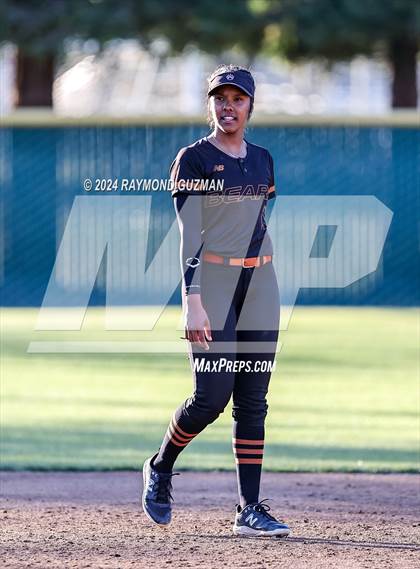 Thumbnail 2 in Selma vs. Buchanan photogallery.