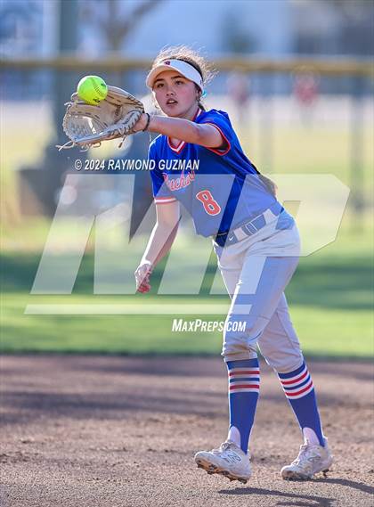 Thumbnail 1 in Selma vs. Buchanan photogallery.