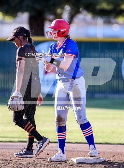 Thumbnail 2 in Selma vs. Buchanan photogallery.