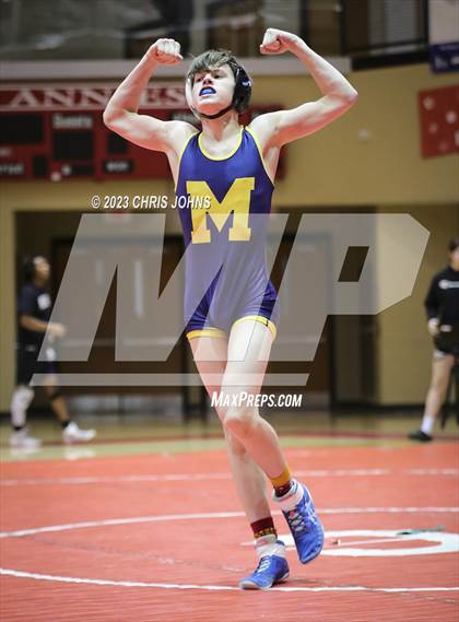 Thumbnail 2 in IHSA, 2A, Centralia Regional photogallery.