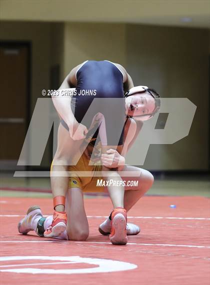 Thumbnail 2 in IHSA, 2A, Centralia Regional photogallery.