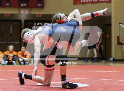 Thumbnail 2 in IHSA, 2A, Centralia Regional photogallery.
