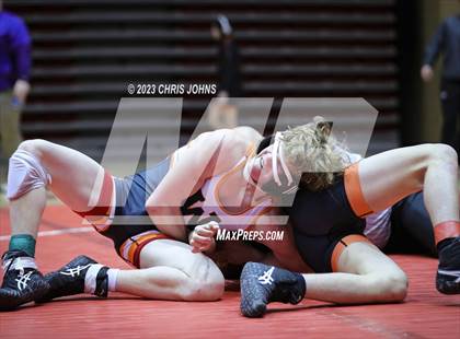 Thumbnail 1 in IHSA, 2A, Centralia Regional photogallery.