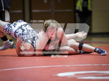 Thumbnail 1 in IHSA, 2A, Centralia Regional photogallery.