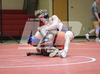 Thumbnail 2 in IHSA, 2A, Centralia Regional photogallery.