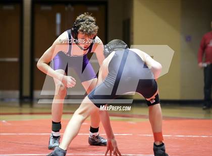 Thumbnail 3 in IHSA, 2A, Centralia Regional photogallery.