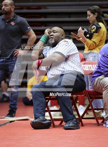 Thumbnail 1 in IHSA, 2A, Centralia Regional photogallery.