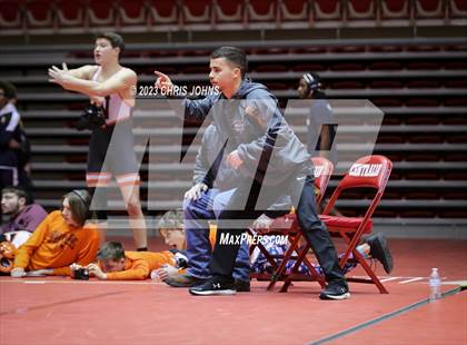 Thumbnail 1 in IHSA, 2A, Centralia Regional photogallery.