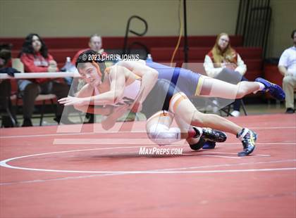 Thumbnail 3 in IHSA, 2A, Centralia Regional photogallery.