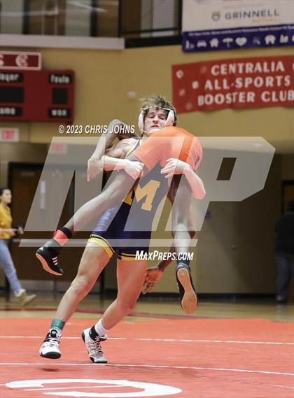 Thumbnail 2 in IHSA, 2A, Centralia Regional photogallery.