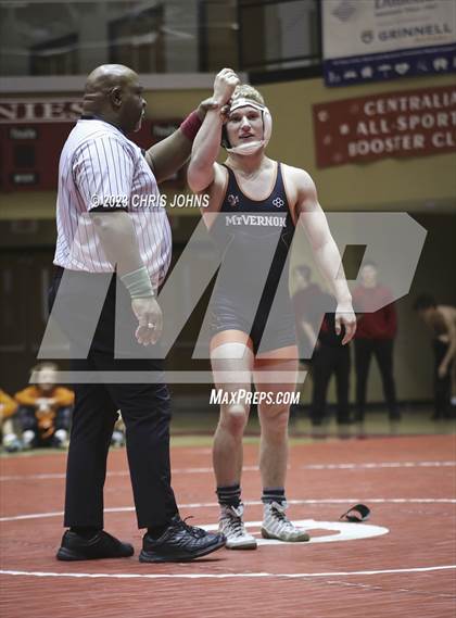Thumbnail 2 in IHSA, 2A, Centralia Regional photogallery.