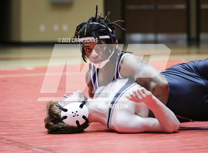 Thumbnail 3 in IHSA, 2A, Centralia Regional photogallery.