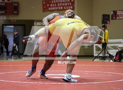Thumbnail 1 in IHSA, 2A, Centralia Regional photogallery.