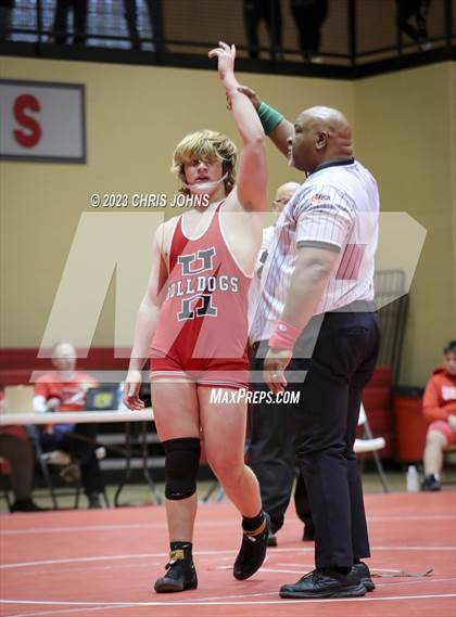 Thumbnail 3 in IHSA, 2A, Centralia Regional photogallery.