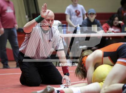 Thumbnail 1 in IHSA, 2A, Centralia Regional photogallery.