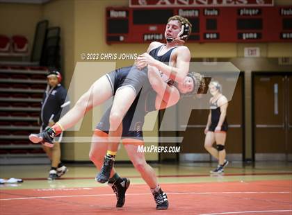 Thumbnail 3 in IHSA, 2A, Centralia Regional photogallery.