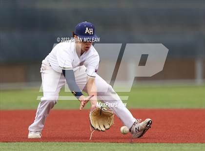 Thumbnail 3 in Weatherford @ Arlington Heights photogallery.