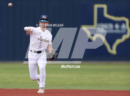 Thumbnail 2 in Weatherford @ Arlington Heights photogallery.