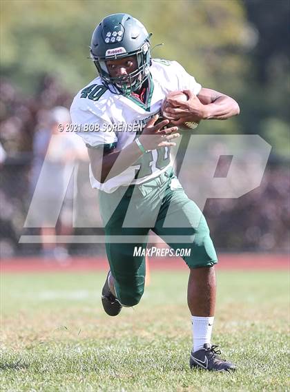 Thumbnail 1 in Lindenhurst @ Bellport photogallery.