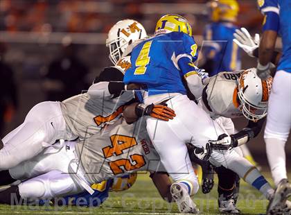 Thumbnail 3 in Lancaster vs. Jacksonville (UIL 4A Division 2 Bi-District Playoff) photogallery.