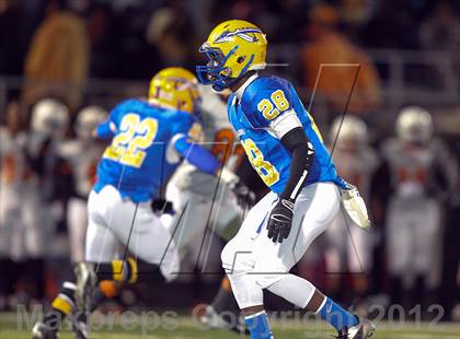 Thumbnail 2 in Lancaster vs. Jacksonville (UIL 4A Division 2 Bi-District Playoff) photogallery.