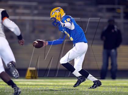 Thumbnail 1 in Lancaster vs. Jacksonville (UIL 4A Division 2 Bi-District Playoff) photogallery.