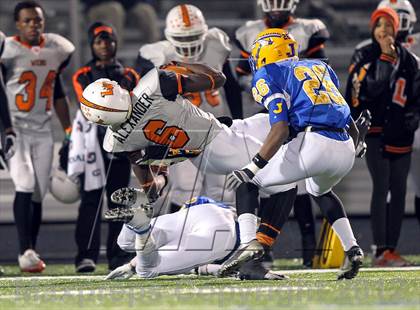 Thumbnail 1 in Lancaster vs. Jacksonville (UIL 4A Division 2 Bi-District Playoff) photogallery.