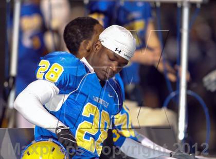 Thumbnail 2 in Lancaster vs. Jacksonville (UIL 4A Division 2 Bi-District Playoff) photogallery.