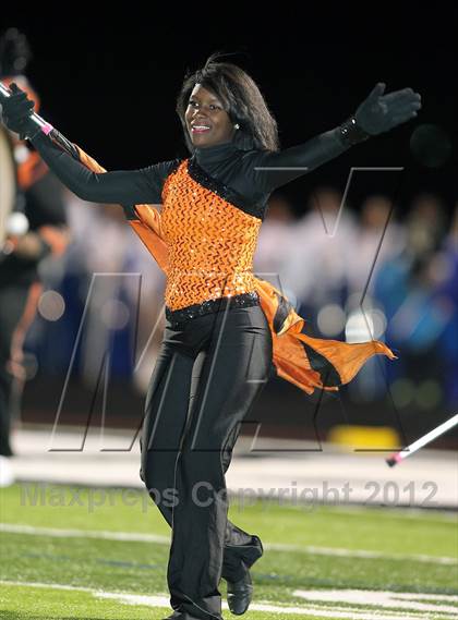 Thumbnail 2 in Lancaster vs. Jacksonville (UIL 4A Division 2 Bi-District Playoff) photogallery.