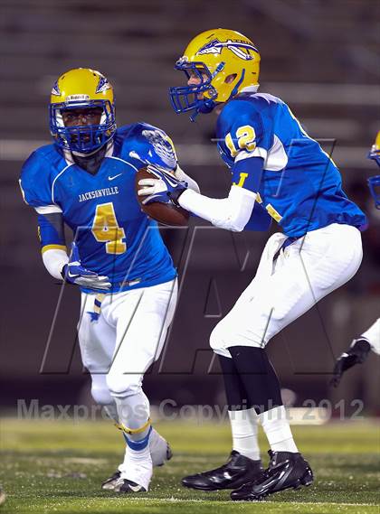 Thumbnail 2 in Lancaster vs. Jacksonville (UIL 4A Division 2 Bi-District Playoff) photogallery.