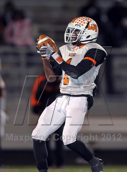 Thumbnail 3 in Lancaster vs. Jacksonville (UIL 4A Division 2 Bi-District Playoff) photogallery.