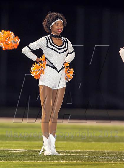 Thumbnail 2 in Lancaster vs. Jacksonville (UIL 4A Division 2 Bi-District Playoff) photogallery.