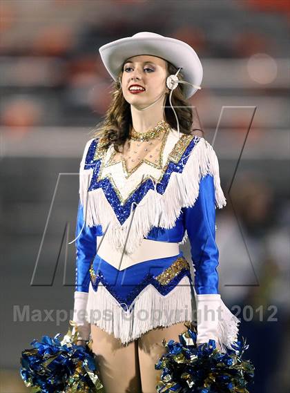 Thumbnail 1 in Lancaster vs. Jacksonville (UIL 4A Division 2 Bi-District Playoff) photogallery.