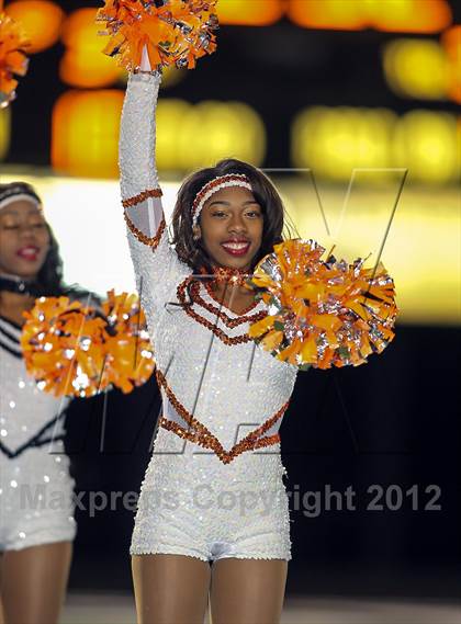 Thumbnail 3 in Lancaster vs. Jacksonville (UIL 4A Division 2 Bi-District Playoff) photogallery.