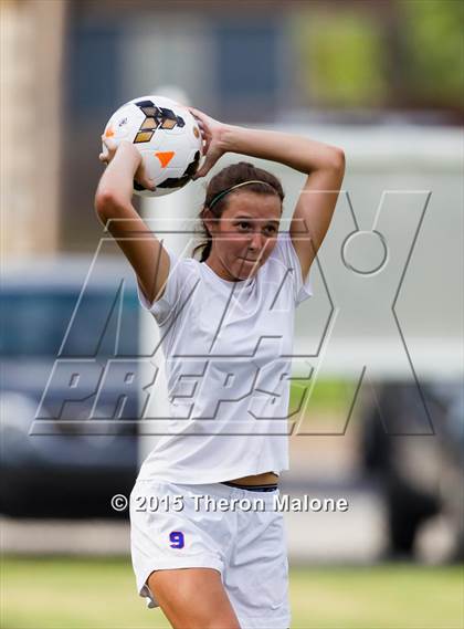 Thumbnail 2 in Hutchison vs Bartlett photogallery.