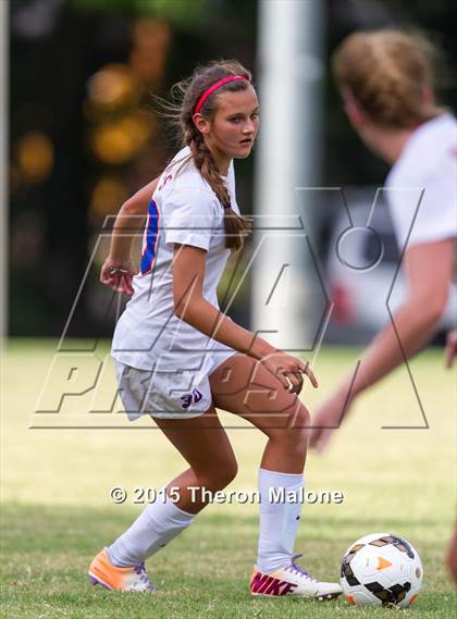Thumbnail 1 in Hutchison vs Bartlett photogallery.