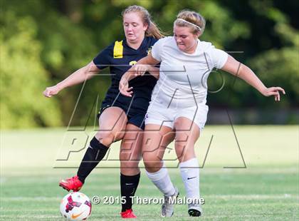 Thumbnail 3 in Hutchison vs Bartlett photogallery.