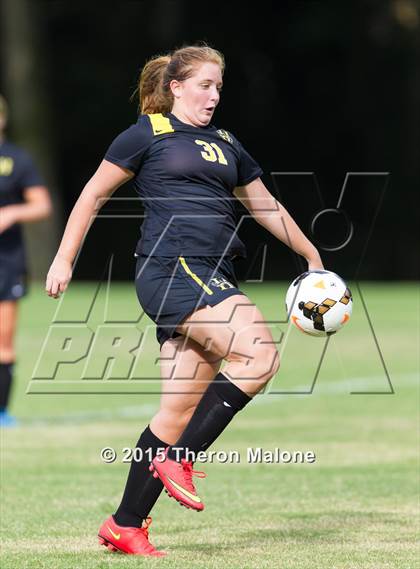 Thumbnail 2 in Hutchison vs Bartlett photogallery.