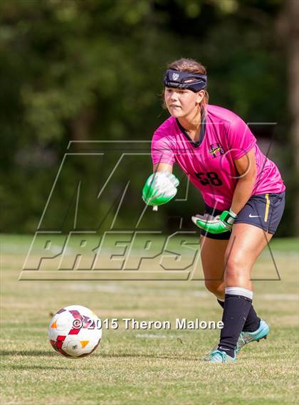Thumbnail 2 in Hutchison vs Bartlett photogallery.