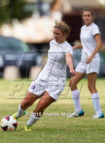 Thumbnail 2 in Hutchison vs Bartlett photogallery.