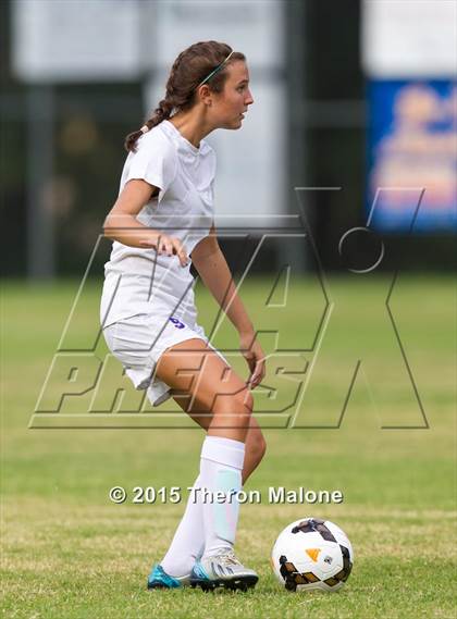 Thumbnail 3 in Hutchison vs Bartlett photogallery.