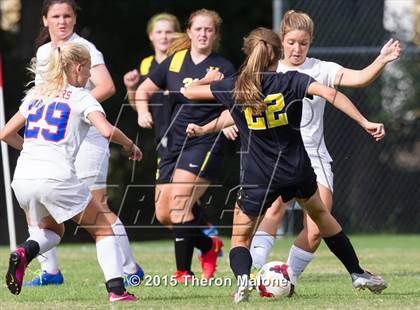 Thumbnail 1 in Hutchison vs Bartlett photogallery.