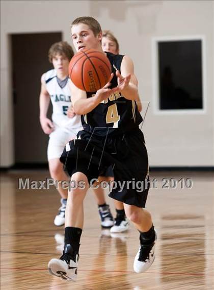 Thumbnail 3 in Alvord vs Trinity Christian (Lake Country Classic) photogallery.