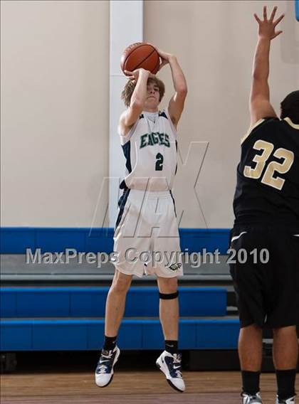 Thumbnail 2 in Alvord vs Trinity Christian (Lake Country Classic) photogallery.