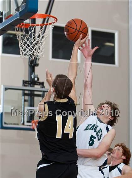 Thumbnail 2 in Alvord vs Trinity Christian (Lake Country Classic) photogallery.