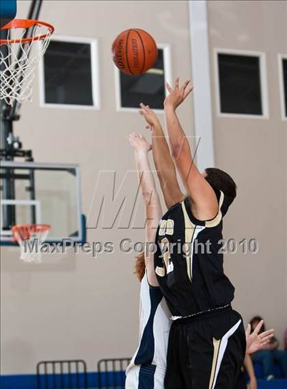 Thumbnail 2 in Alvord vs Trinity Christian (Lake Country Classic) photogallery.