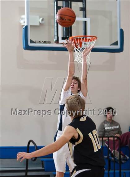 Thumbnail 1 in Alvord vs Trinity Christian (Lake Country Classic) photogallery.