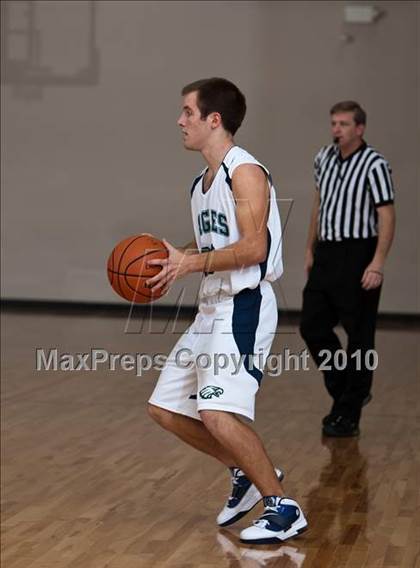 Thumbnail 2 in Alvord vs Trinity Christian (Lake Country Classic) photogallery.