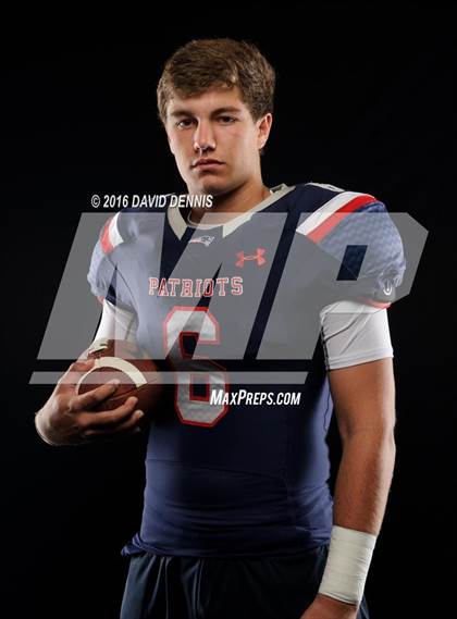 Thumbnail 1 in Liberty Senior Photos photogallery.